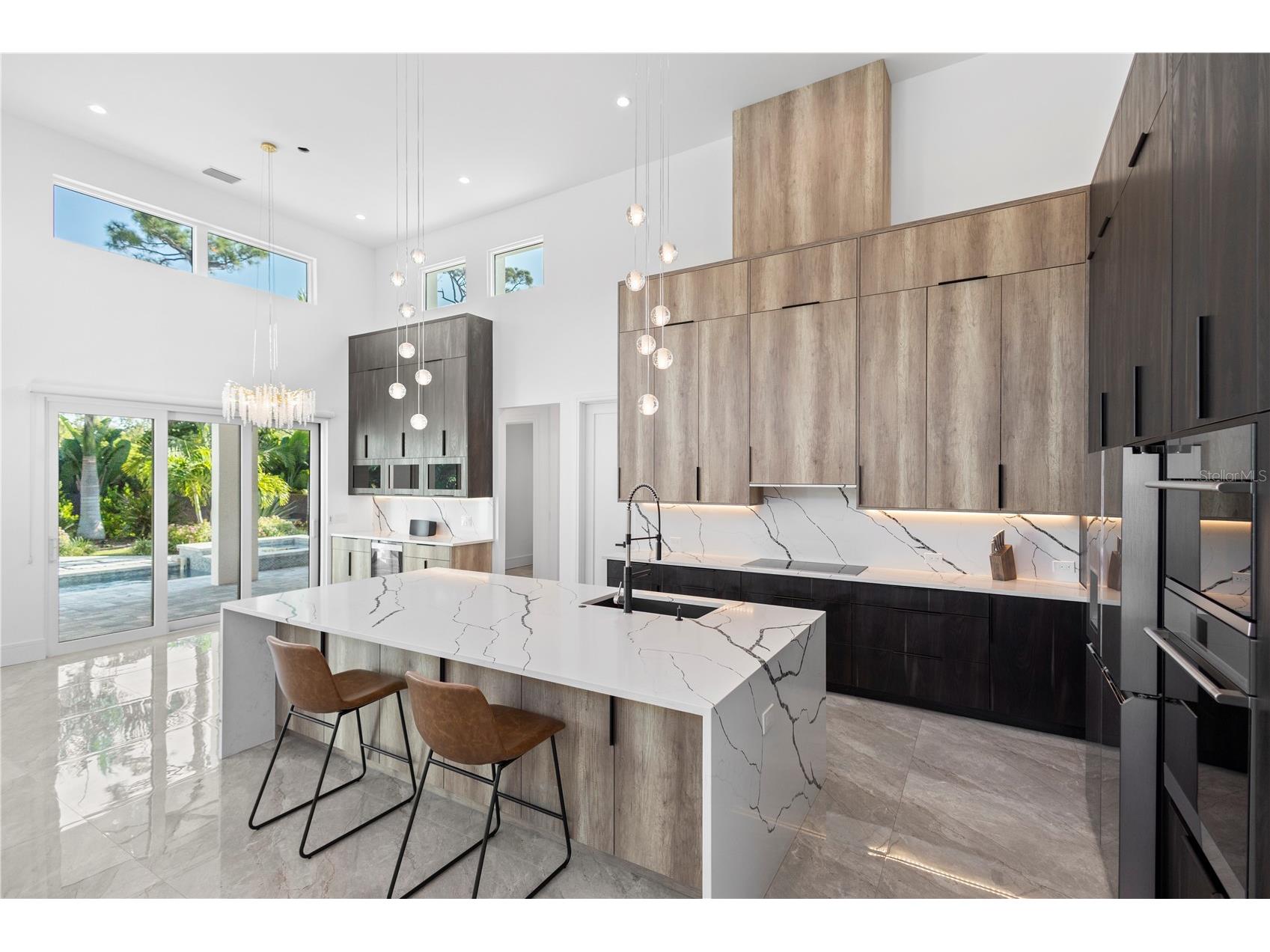 2456 Missara Lane Sarasota FL 34231 A4663280 image5