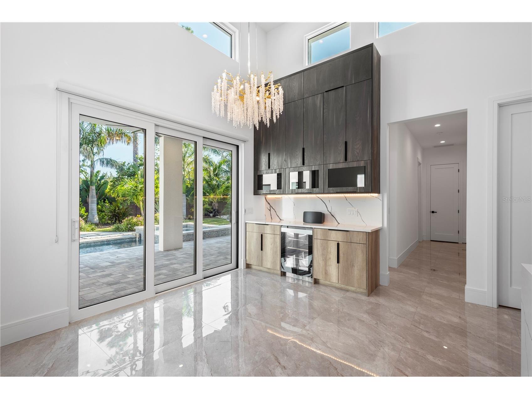 2456 Missara Lane Sarasota FL 34231 A4663280 image8