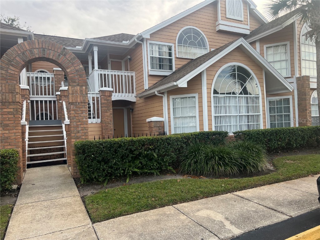 2456 Sweetwater Club Circle #19 Kissimmee FL 34746 O6170949 image1