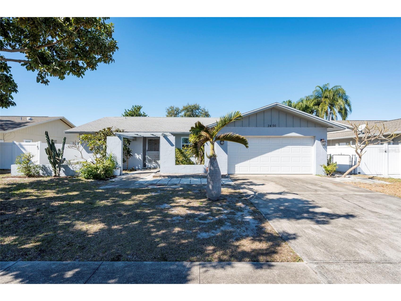 2456 Timbercrest Circle W Clearwater FL 33763 TB8463153 image1