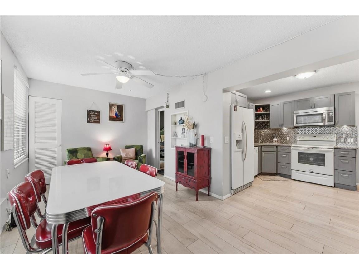 2457 Ecuadorian Way #27 Clearwater FL 33763 TB8453830 image15