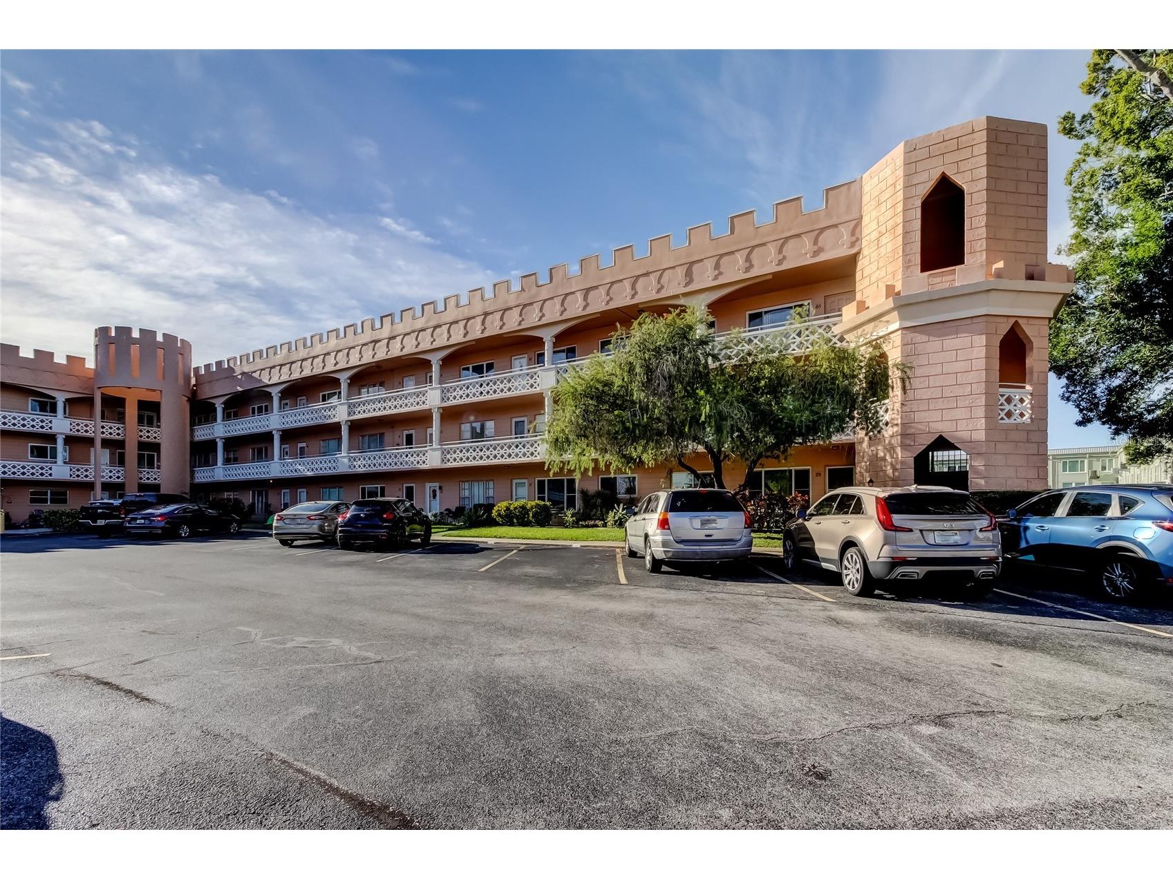 2457 Ecuadorian Way #57 Clearwater FL 33763 TB8447511 image1