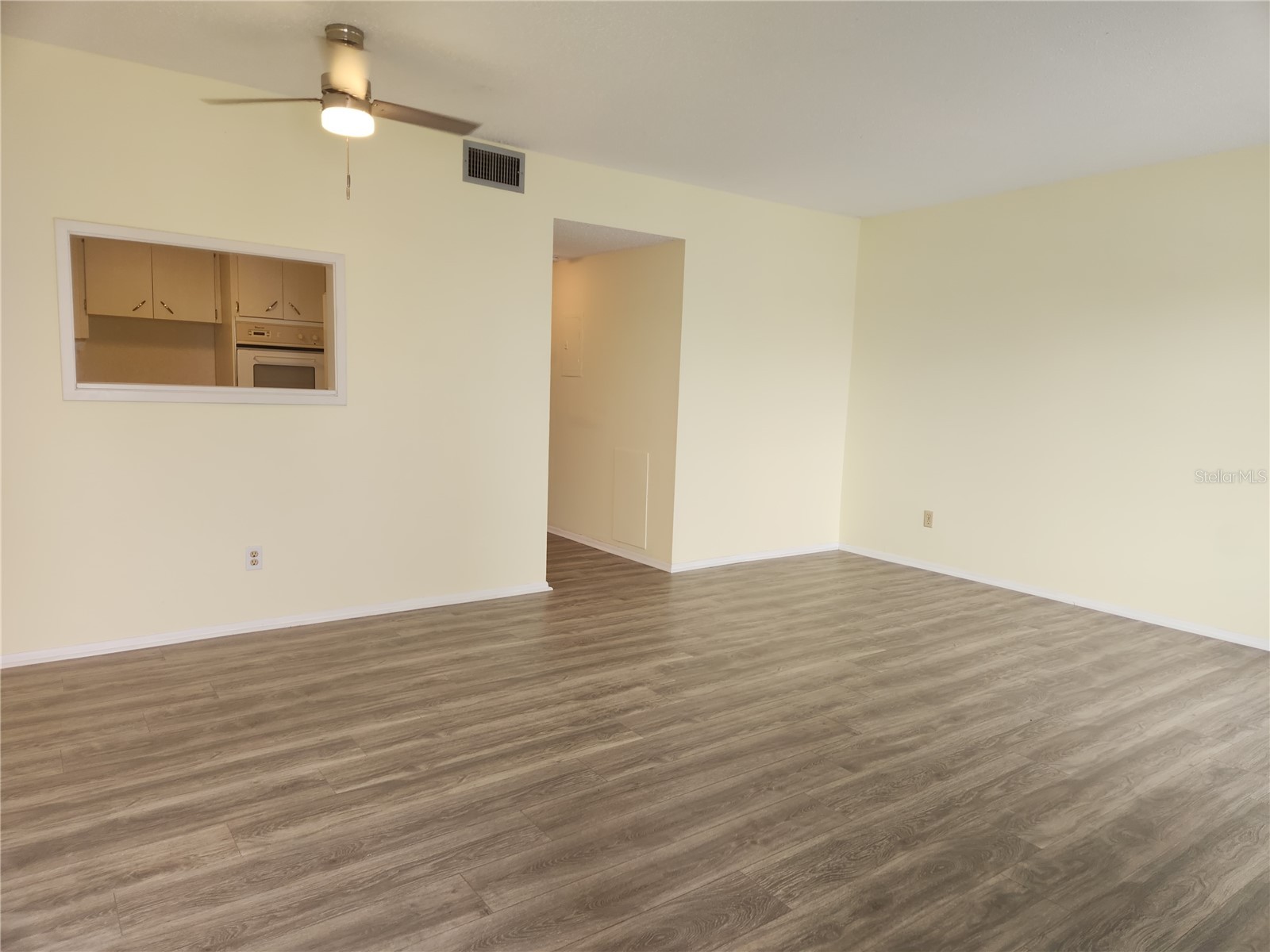 2457 Ecuadorian Way #69 Clearwater FL 33763 TB8489968 image3