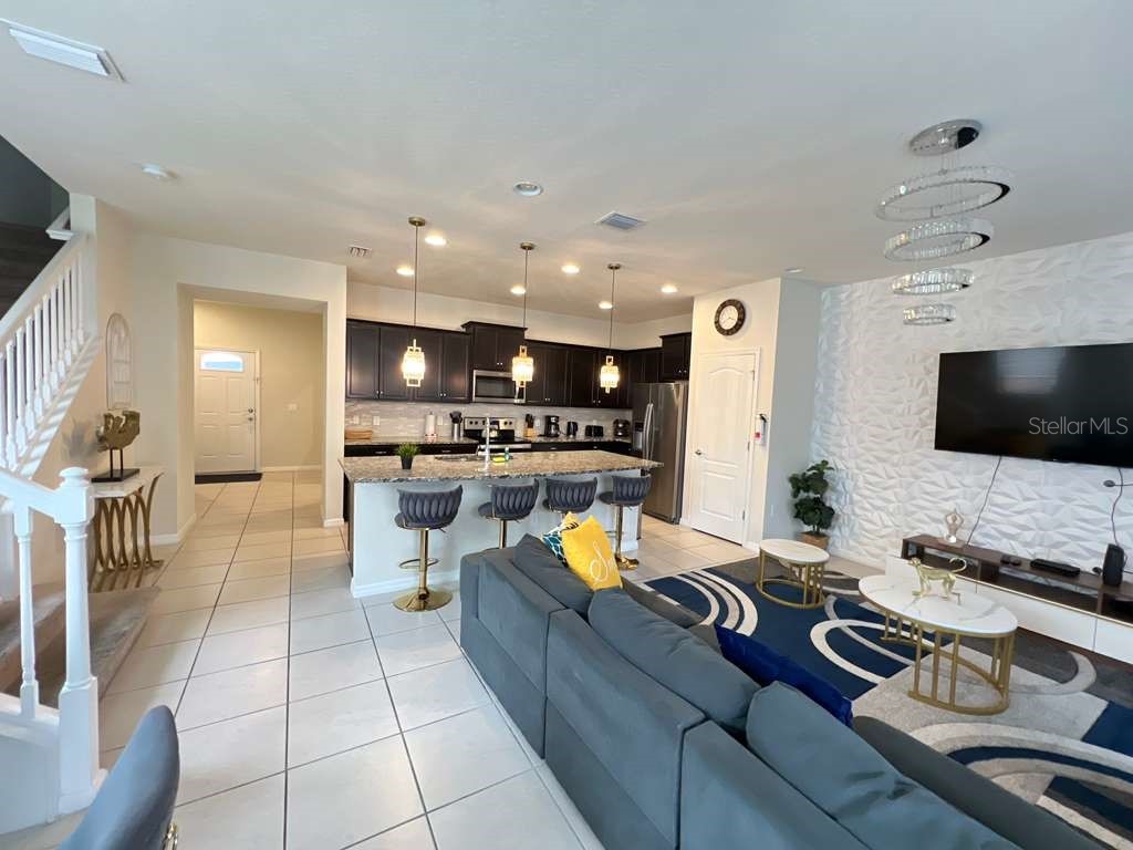 2458 Dubai Street Kissimmee FL 34747 O6382385 image3