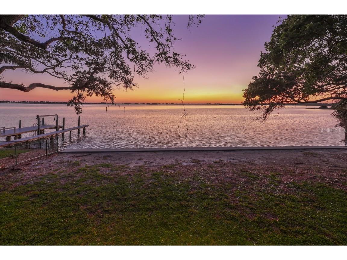 2458 Keystone Court N Saint Petersburg FL 33710 TB8370866 image1