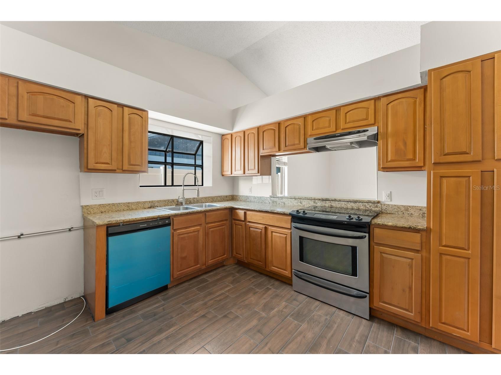 2458 Long Meadow Way Orlando FL 32817 O6420840 image6