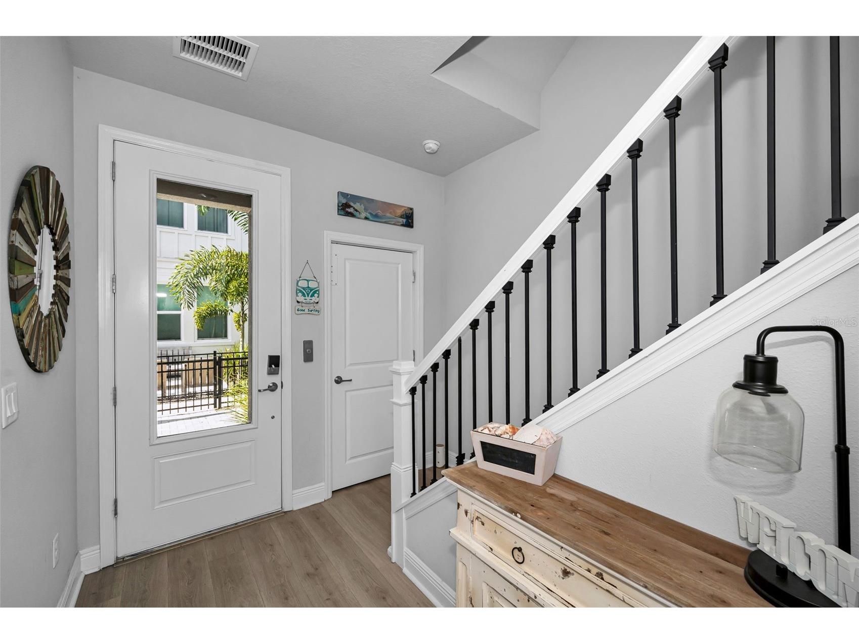 2458 Mangum Court Sarasota FL 34237 TB8523329 image6
