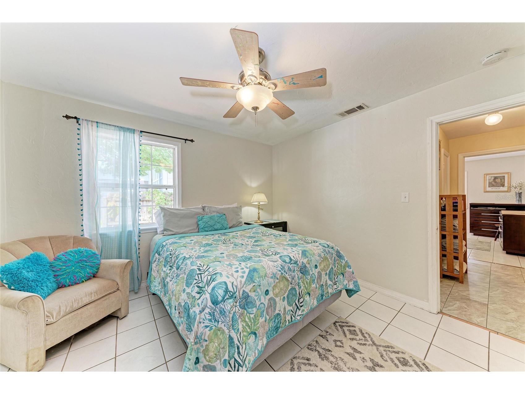 2458 Waldemere Street Sarasota FL 34239 N6144122 image19