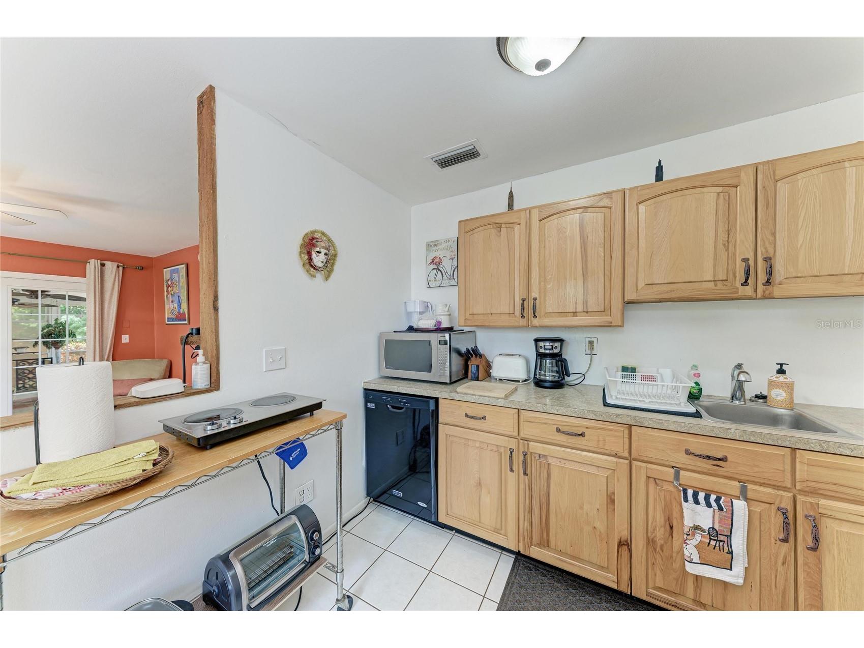 2458 Waldemere Street Sarasota FL 34239 N6144122 image32