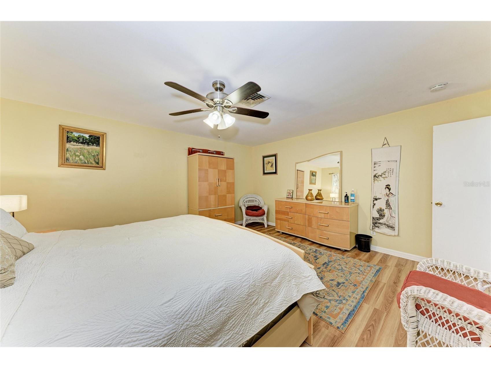 2458 Waldemere Street Sarasota FL 34239 N6144122 image35