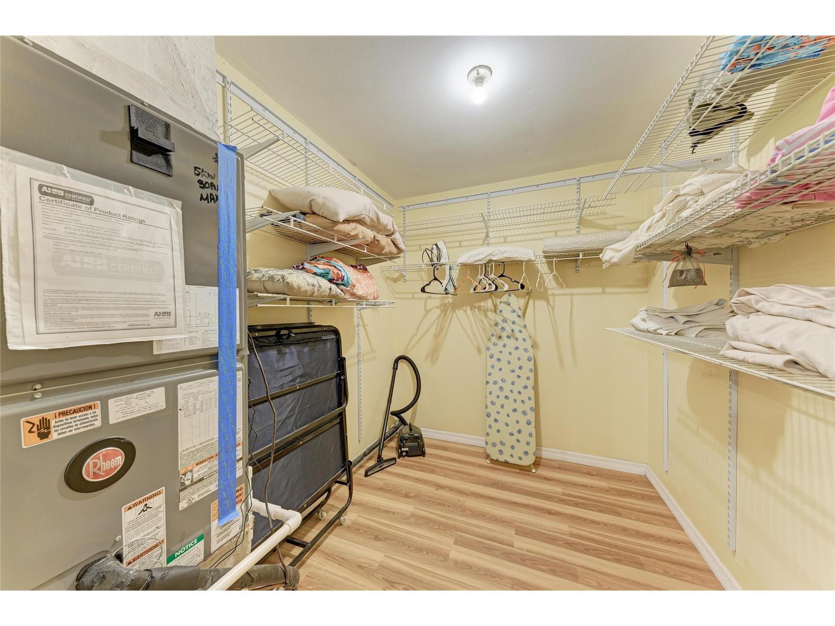 2458 Waldemere Street Sarasota FL 34239 N6144122 image38