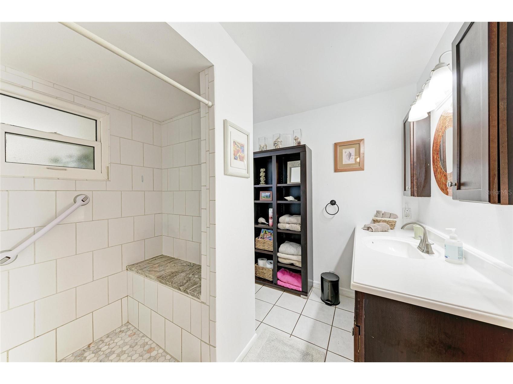 2458 Waldemere Street Sarasota FL 34239 N6144122 image39