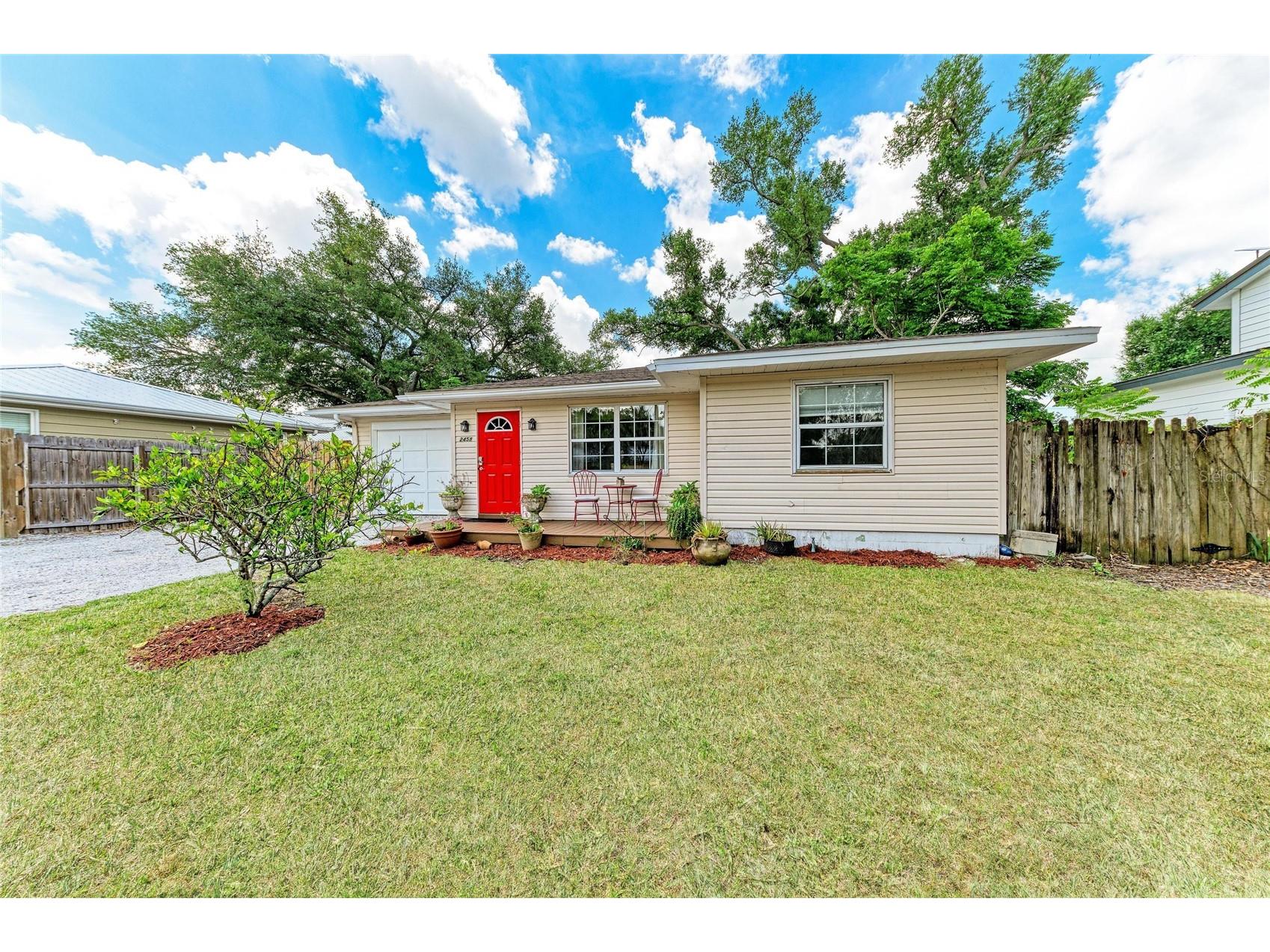 2458 Waldemere Street Sarasota FL 34239 N6144122 image4