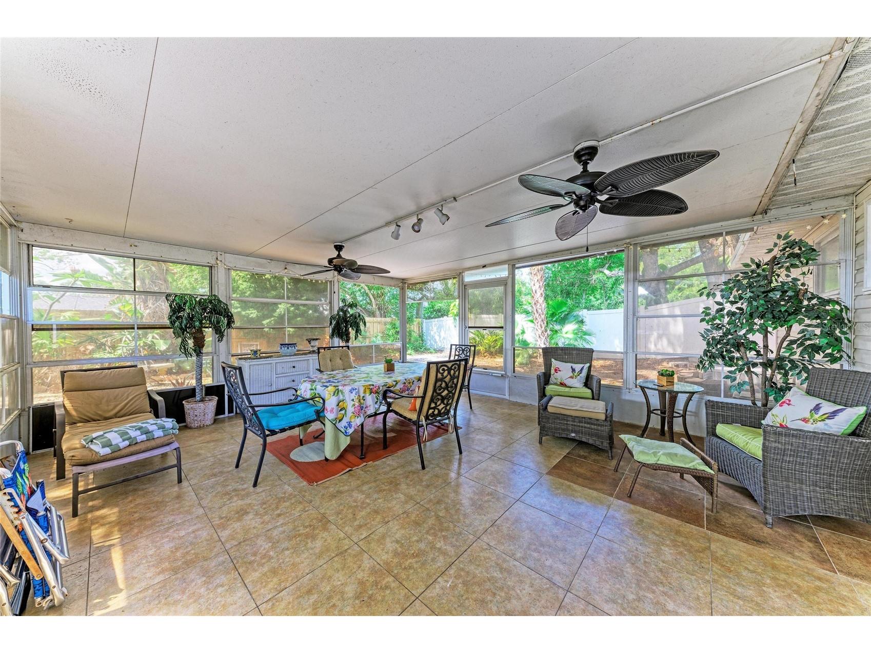 2458 Waldemere Street Sarasota FL 34239 N6144122 image41