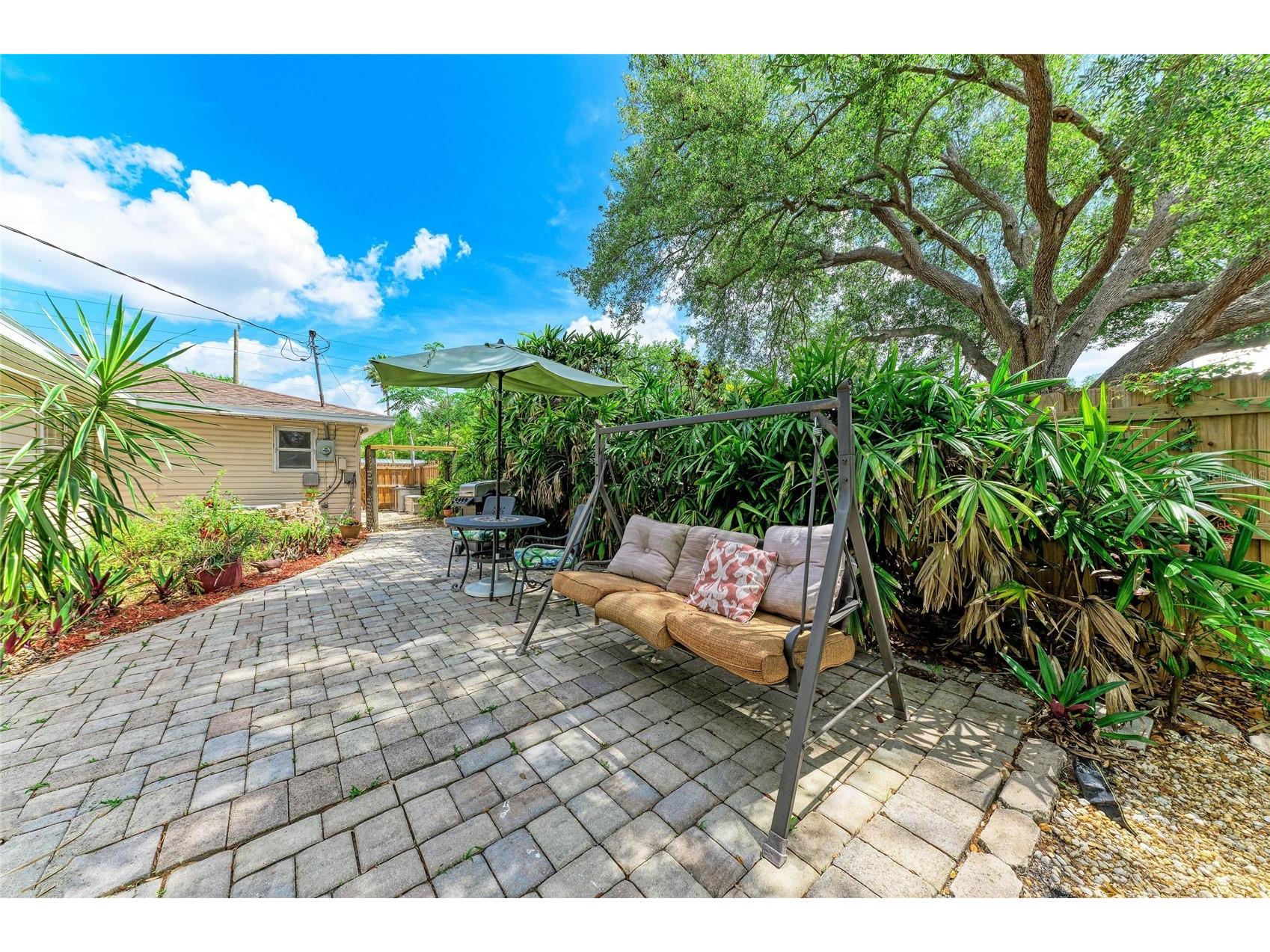 2458 Waldemere Street Sarasota FL 34239 N6144122 image44