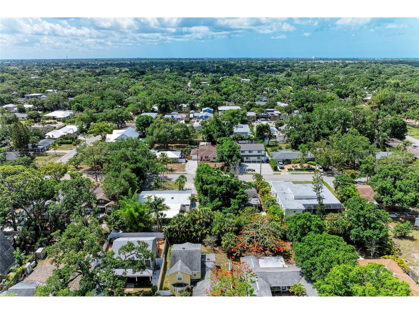 2458 Waldemere Street Sarasota FL 34239 N6144122 image60