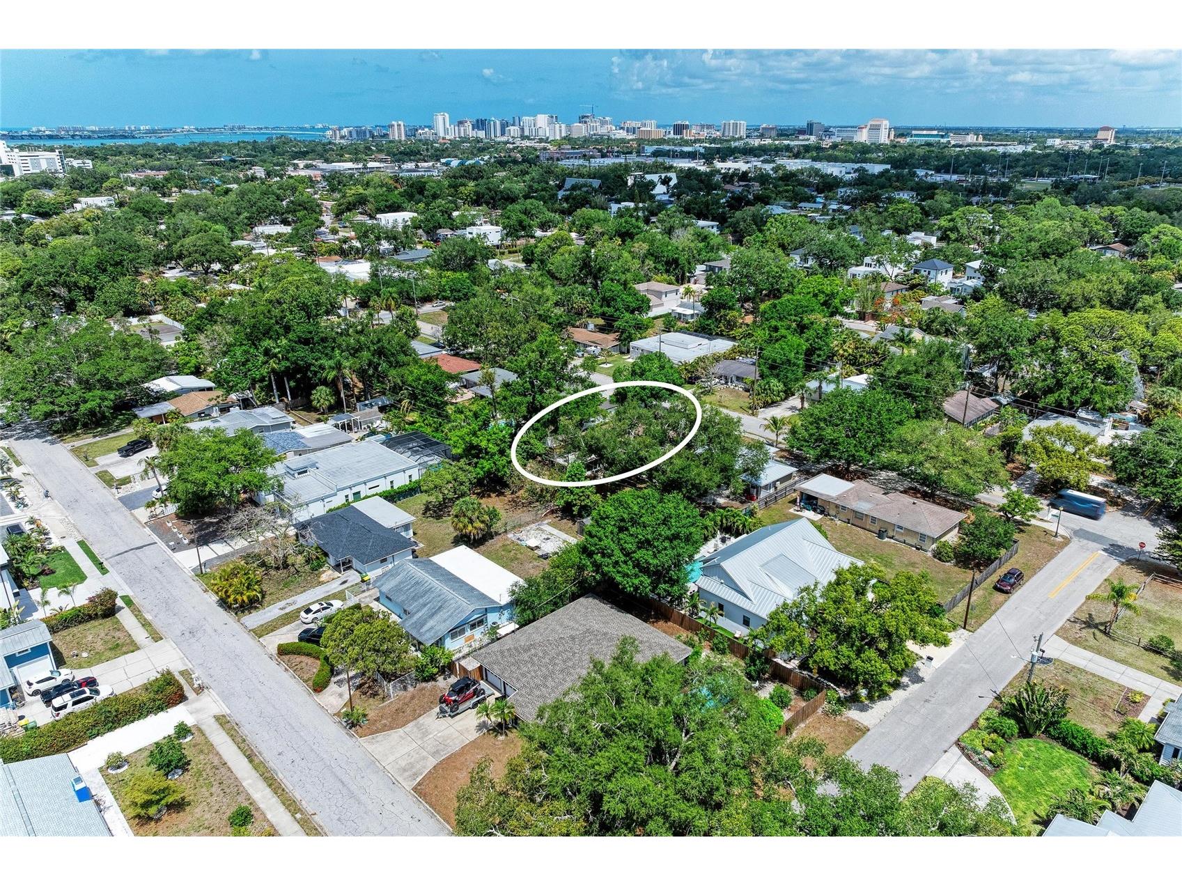 2458 Waldemere Street Sarasota FL 34239 N6144122 image61