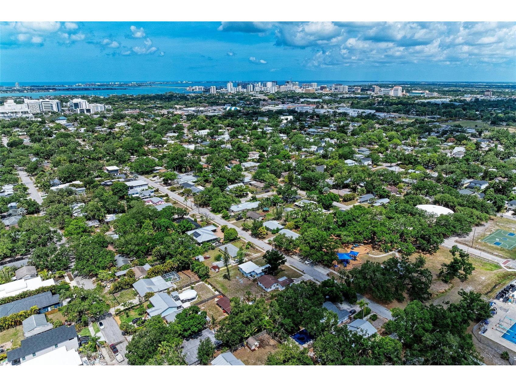 2458 Waldemere Street Sarasota FL 34239 N6144122 image64