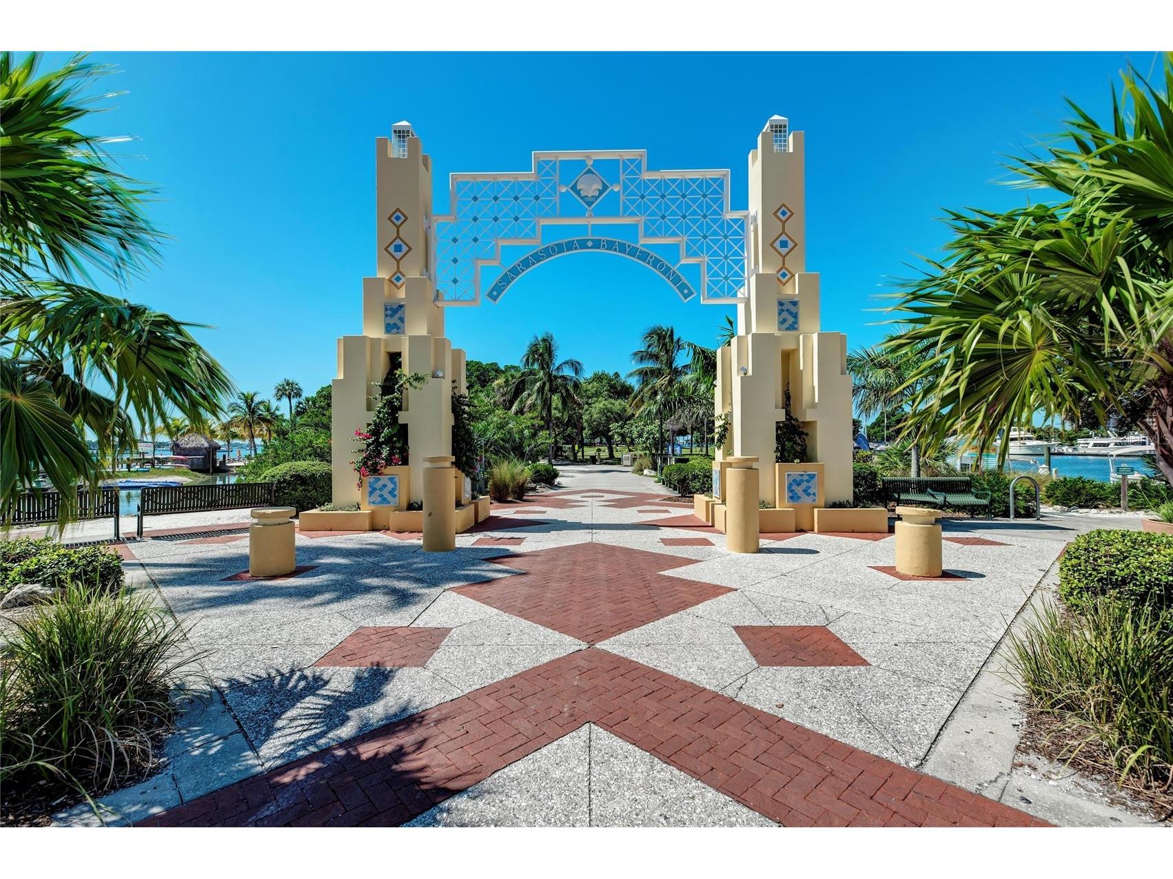2458 Waldemere Street Sarasota FL 34239 N6144122 image74