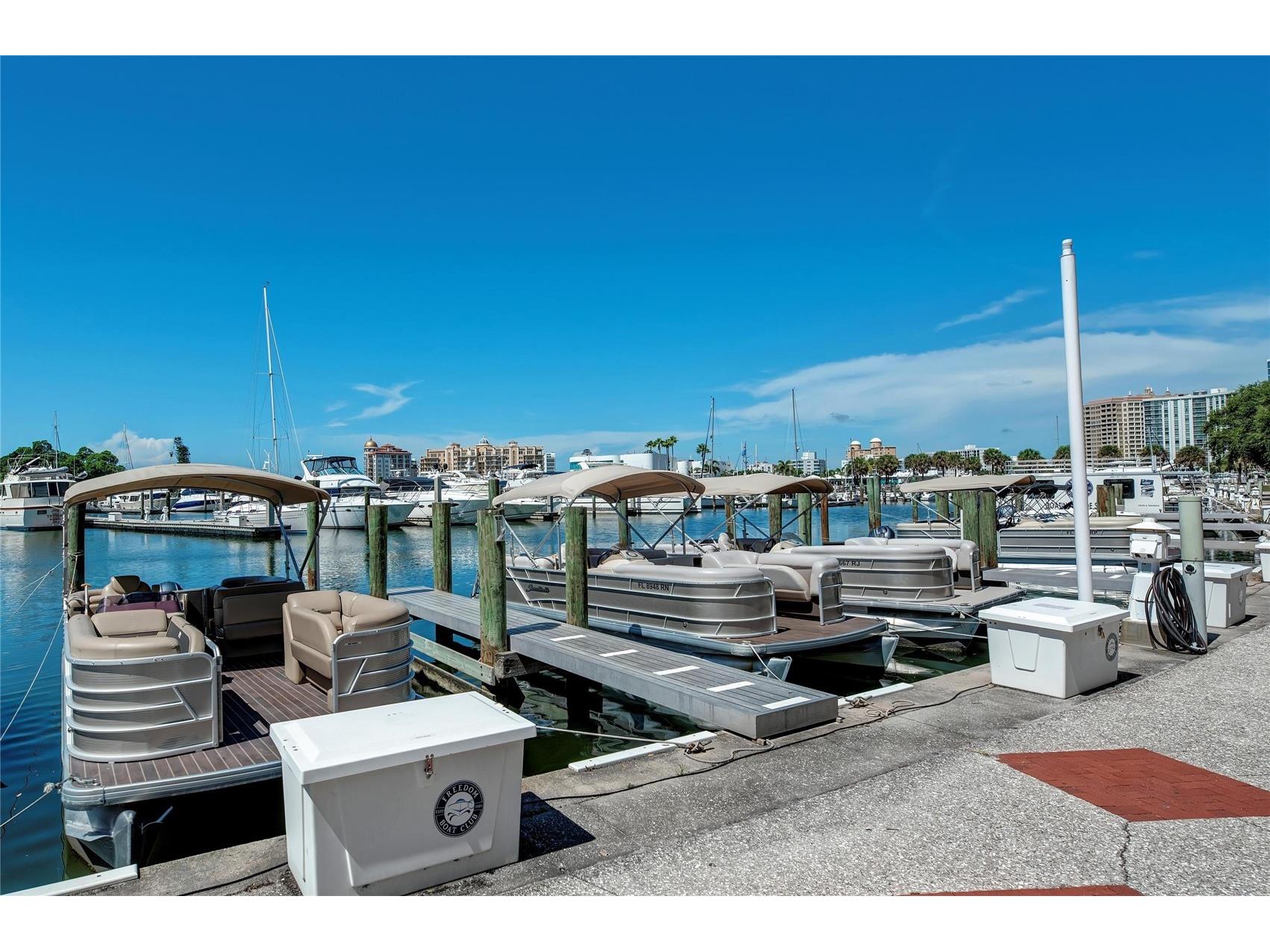 2458 Waldemere Street Sarasota FL 34239 N6144122 image78
