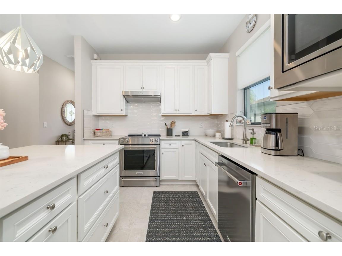 2459 Brassica Drive North Port FL 34289 A4659268 image32