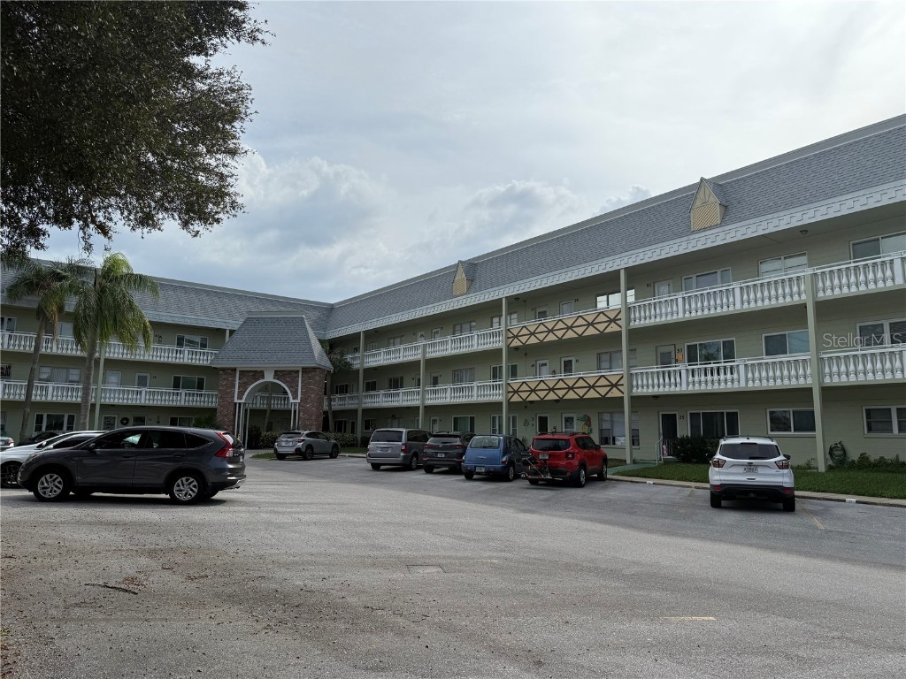 2459 Columbia Drive #51 Clearwater FL 33763 TB8315970 image1