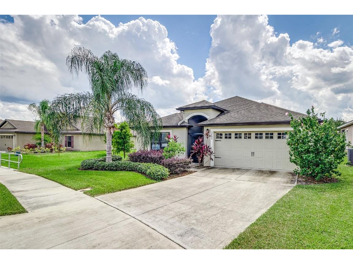 2459 Winnipeg Drive Lakeland FL 33805 L4925557 image1