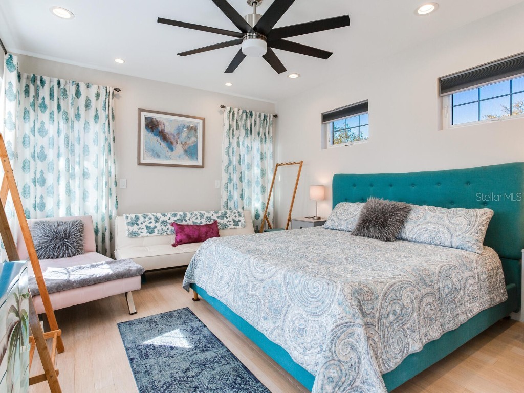 246 22nd Avenue NE Saint Petersburg FL 33704 TB8381370 image22