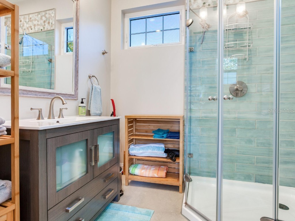 246 22nd Avenue NE Saint Petersburg FL 33704 TB8381370 image23