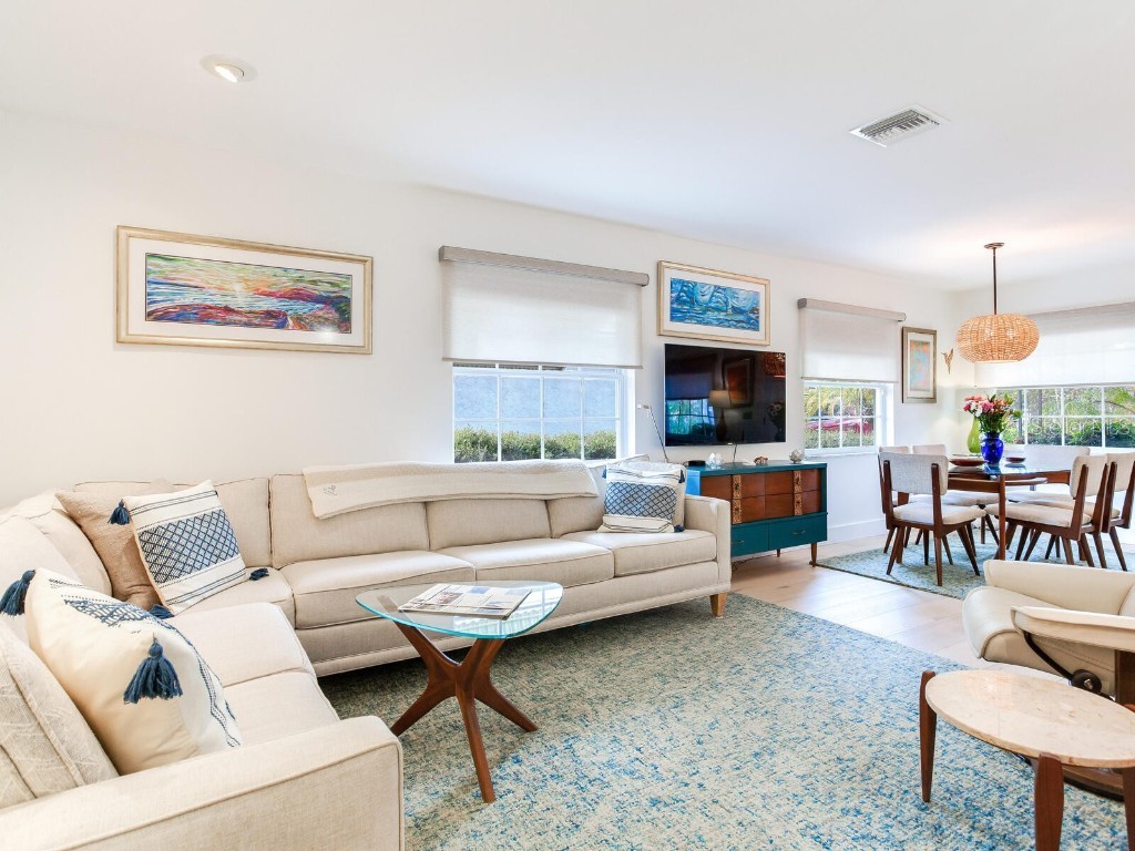 246 22nd Avenue NE Saint Petersburg FL 33704 TB8381370 image3