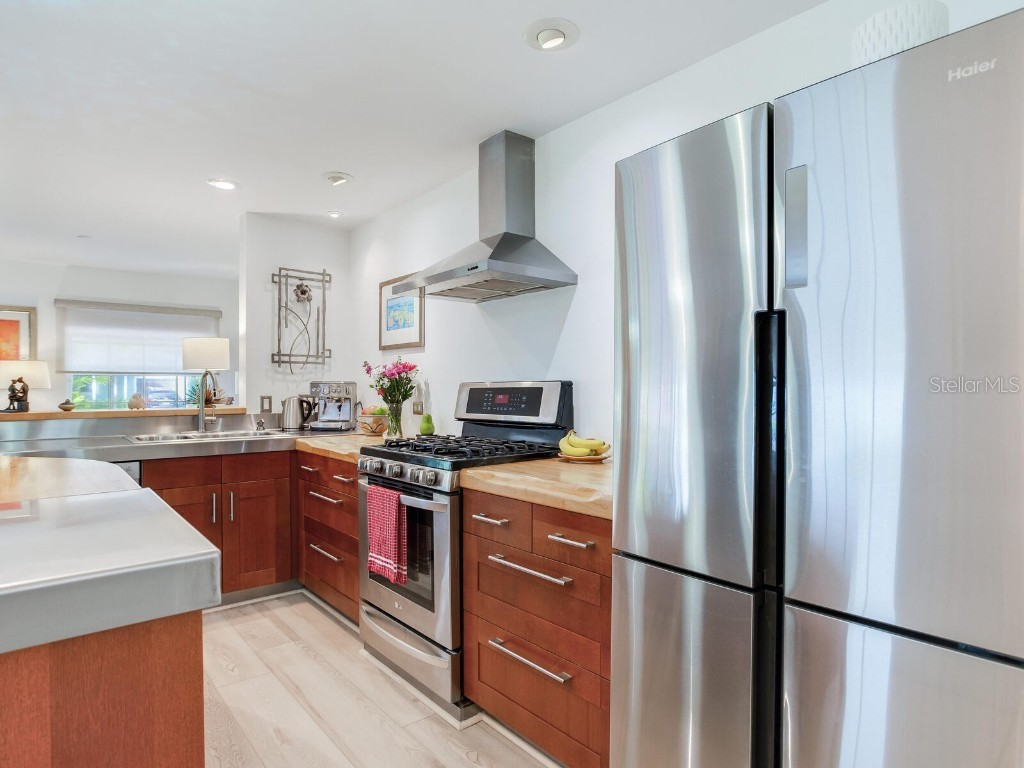 246 22nd Avenue NE Saint Petersburg FL 33704 TB8381370 image6