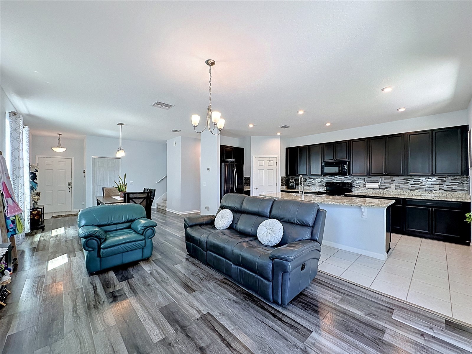 246 Aberdeen St Davenport FL 33896 S5151089 image8
