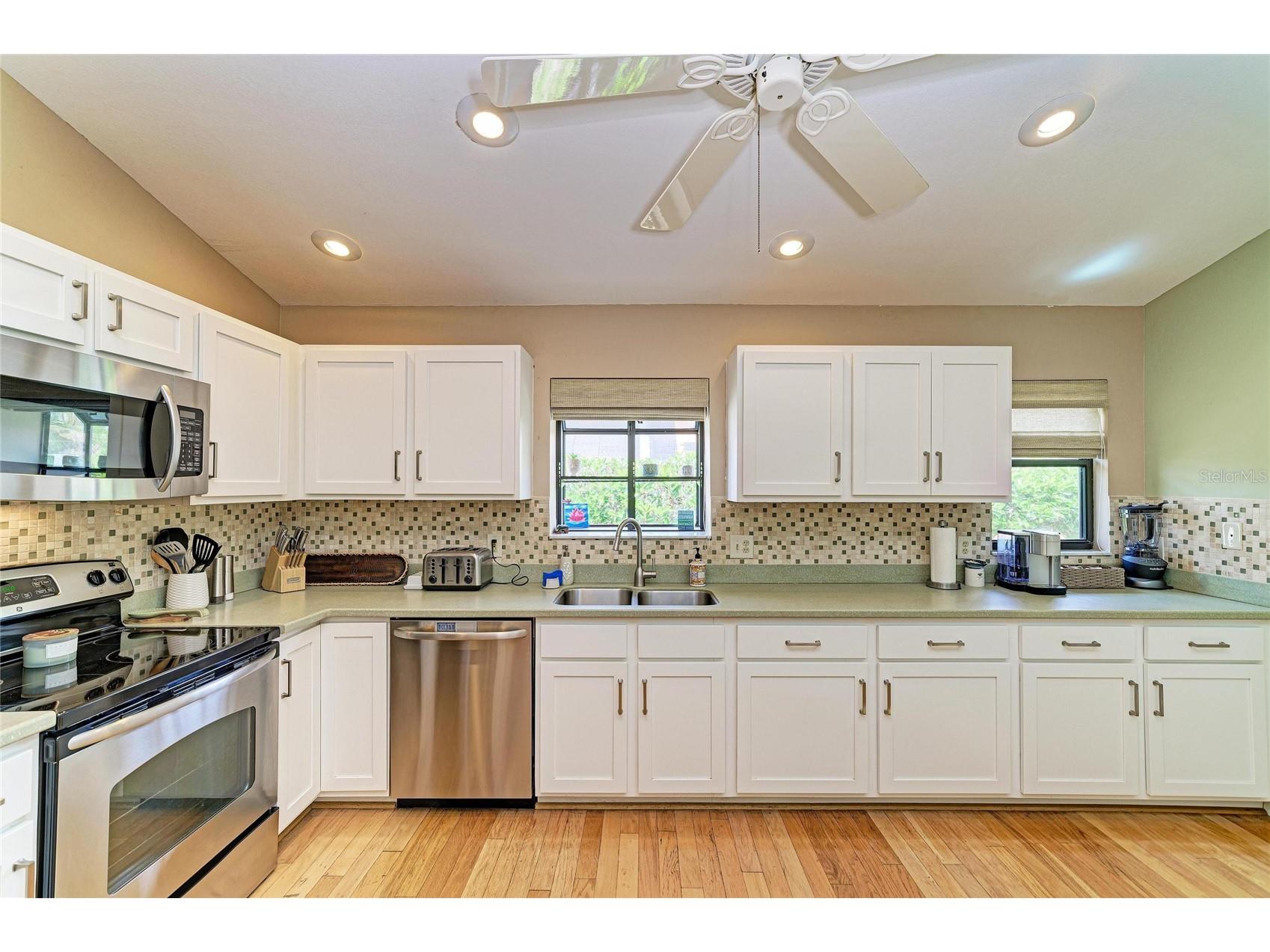 246 Laurel Hollow Drive #23 Nokomis FL 34275 A4687641 image28