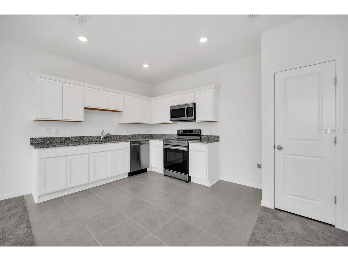 246 Mandovi Street Davenport FL 33837 O6255837 image10