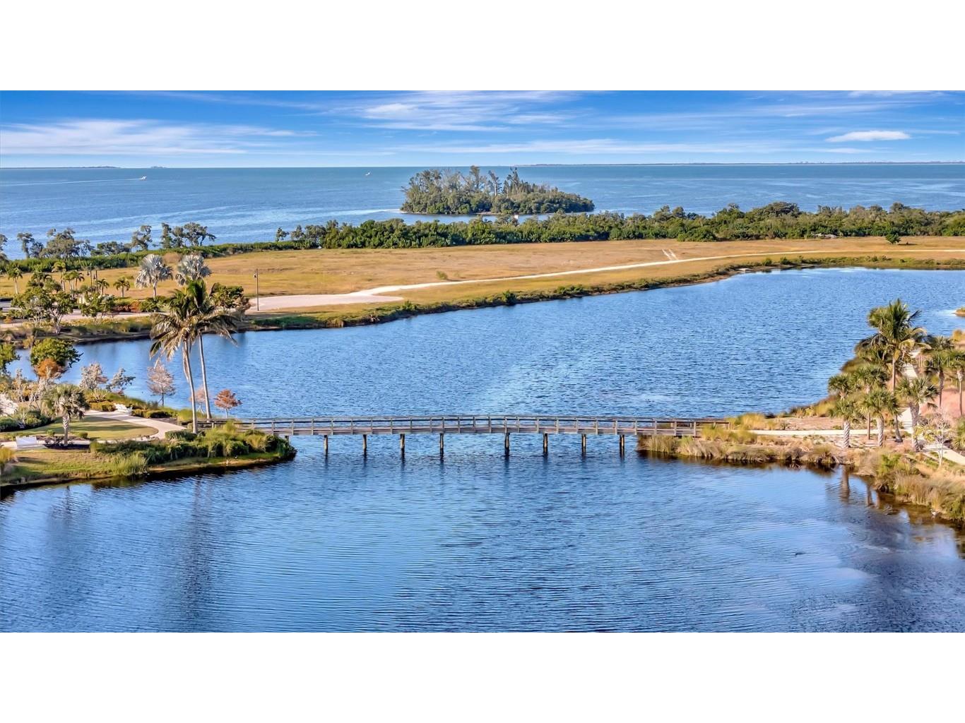 246 Sapphire Lake Drive #201 Bradenton FL 34209 A4670898 image11