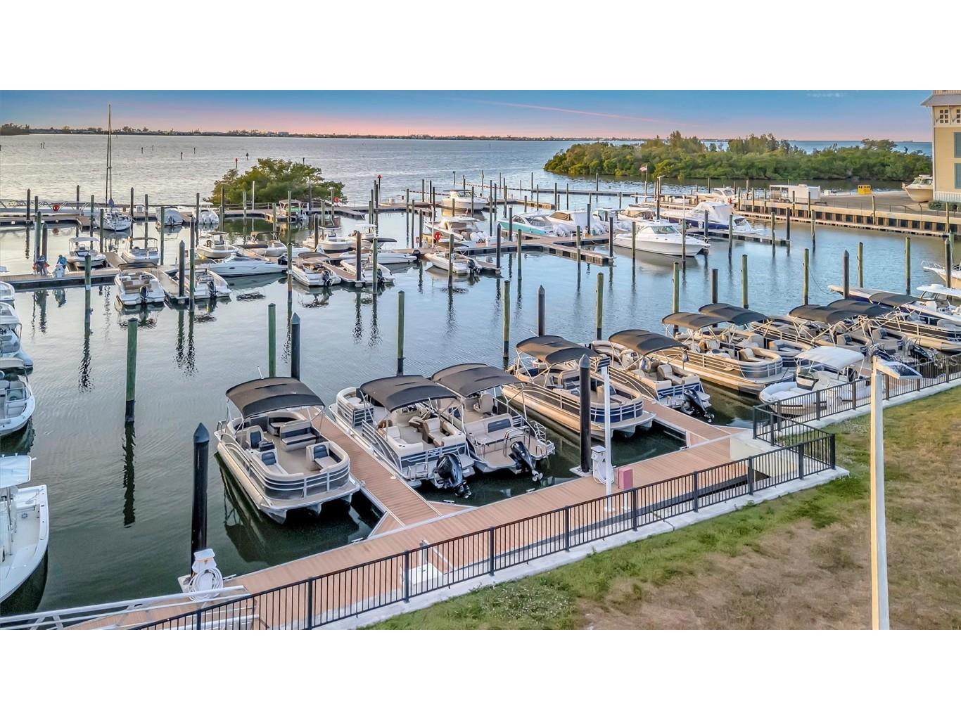 246 Sapphire Lake Drive #201 Bradenton FL 34209 A4670898 image18