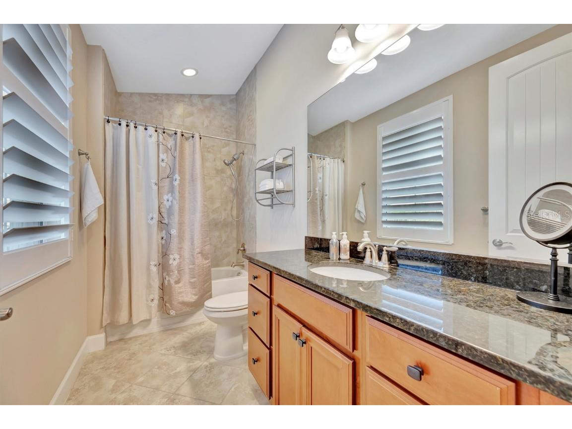 246 Sapphire Lake Drive #201 Bradenton FL 34209 A4670898 image53