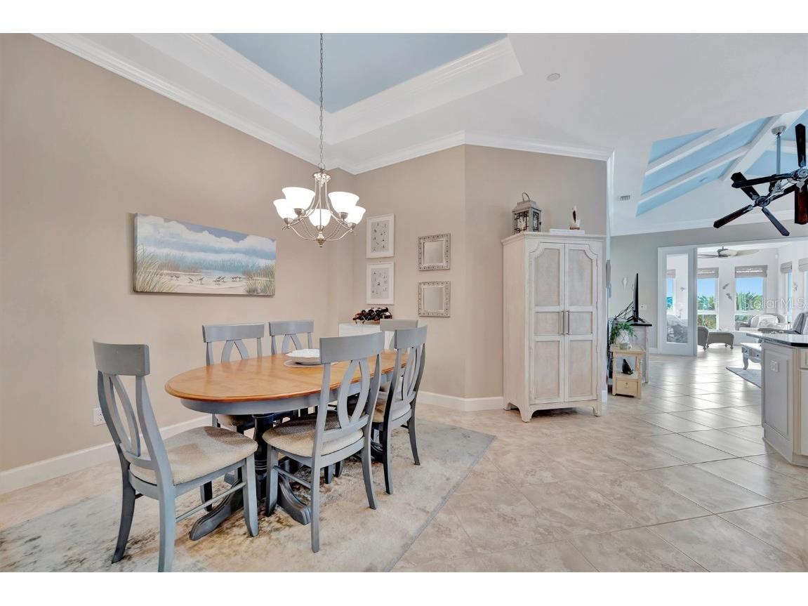 246 Sapphire Lake Drive #201 Bradenton FL 34209 A4670898 image6