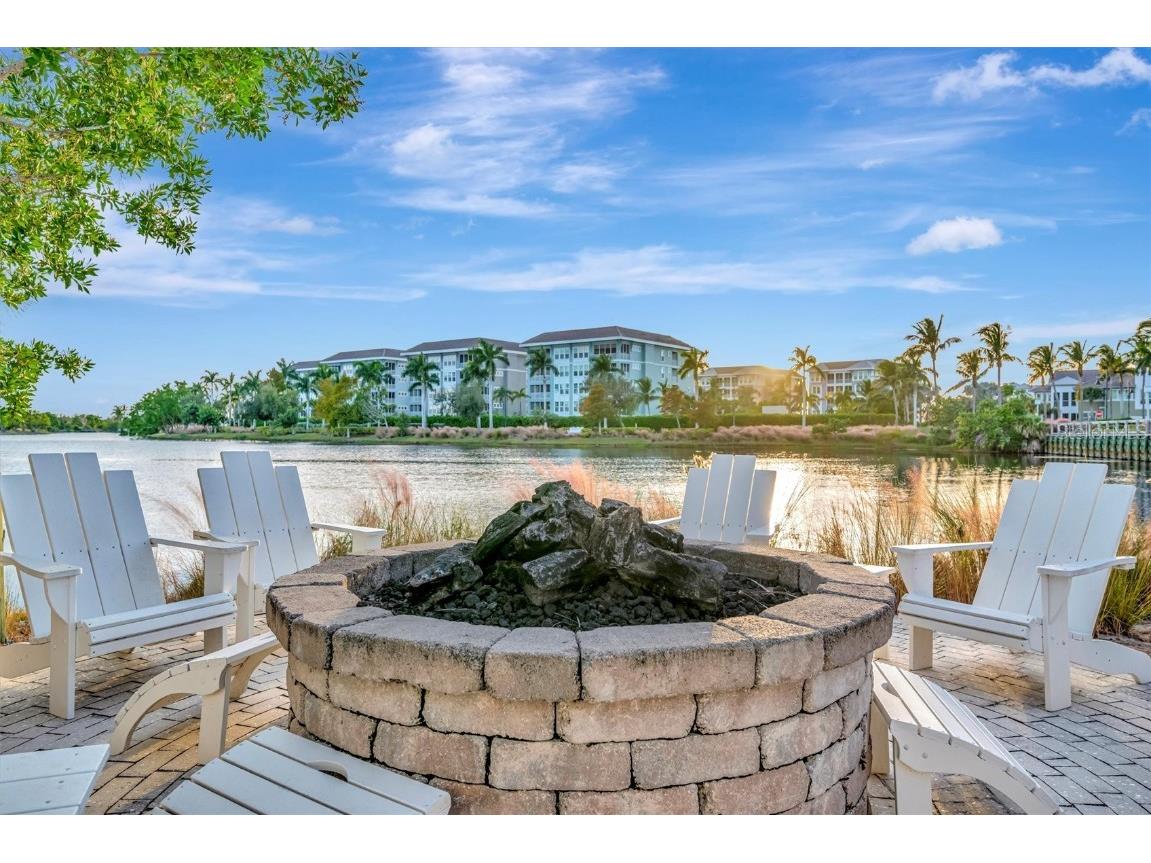 246 Sapphire Lake Drive #201 Bradenton FL 34209 A4670898 image88