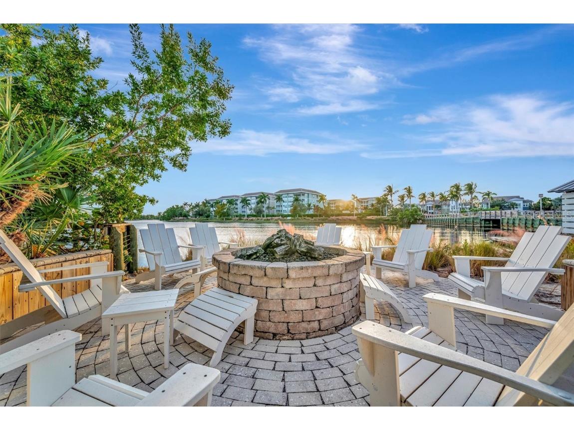 246 Sapphire Lake Drive #201 Bradenton FL 34209 A4670898 image9