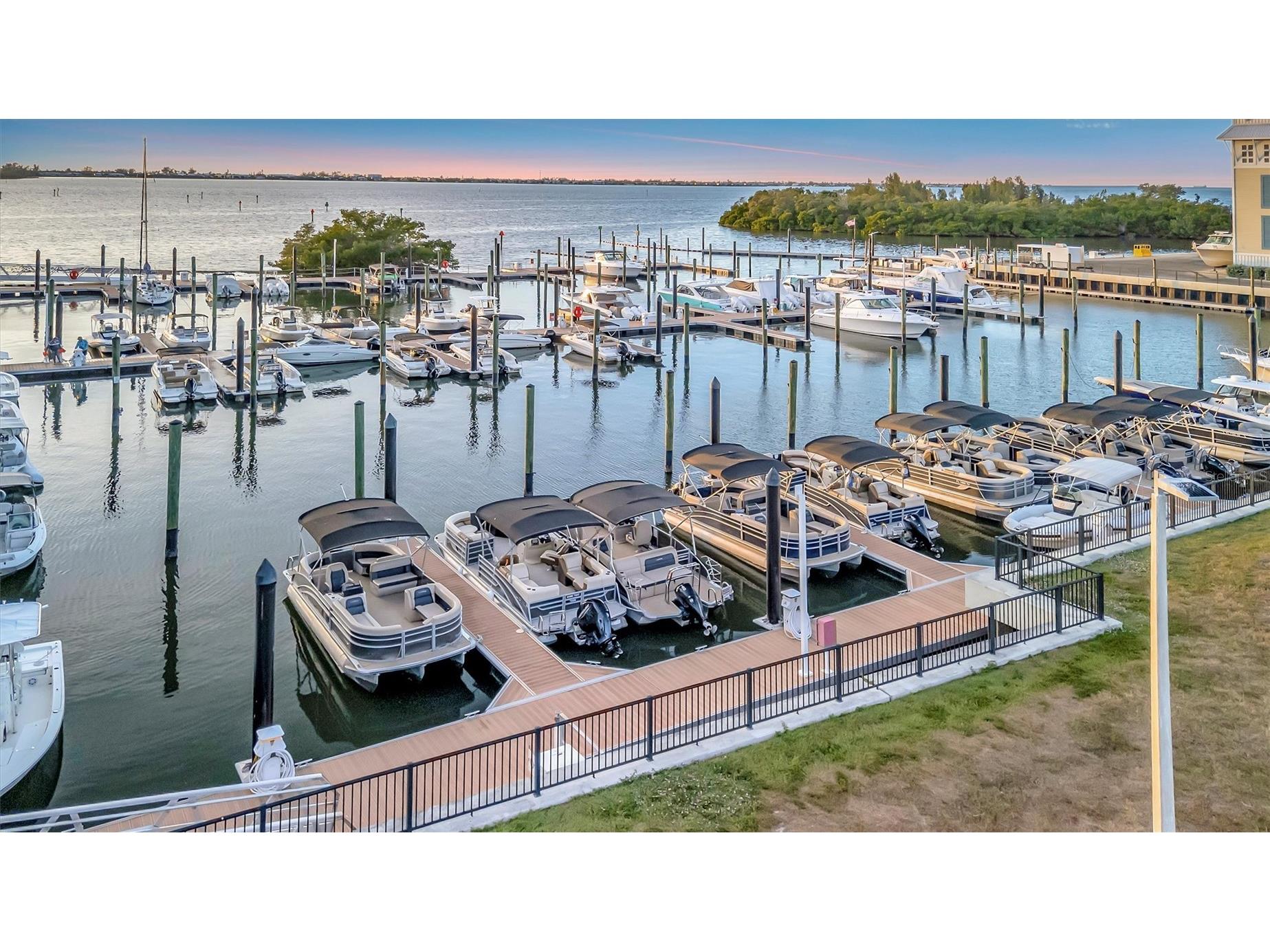 246 Sapphire Lake Drive #201 Bradenton FL 34209 A4693981 image79