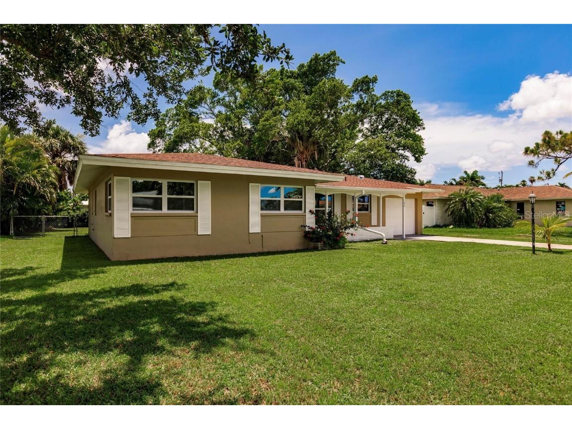 246 SE 44th Street Cape Coral FL 33904 A4619613 image1