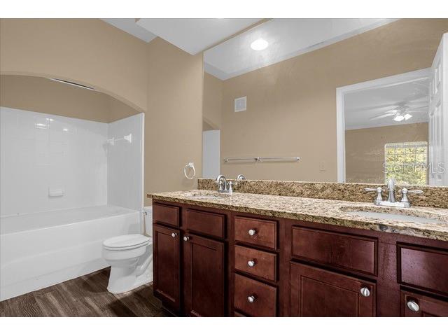 246 Villa Di Este Terrace #200 Lake Mary FL 32746 O6346585 image18