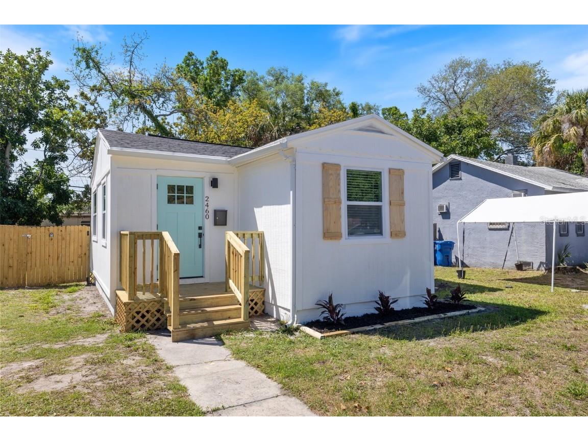 2460 15th Avenue S Saint Petersburg FL 33712 U8237047 image1