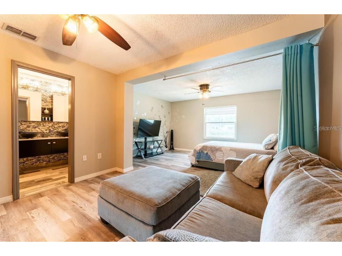 2460 Beacon Groves Boulevard Palm Harbor FL 34683 TB8413231 image7