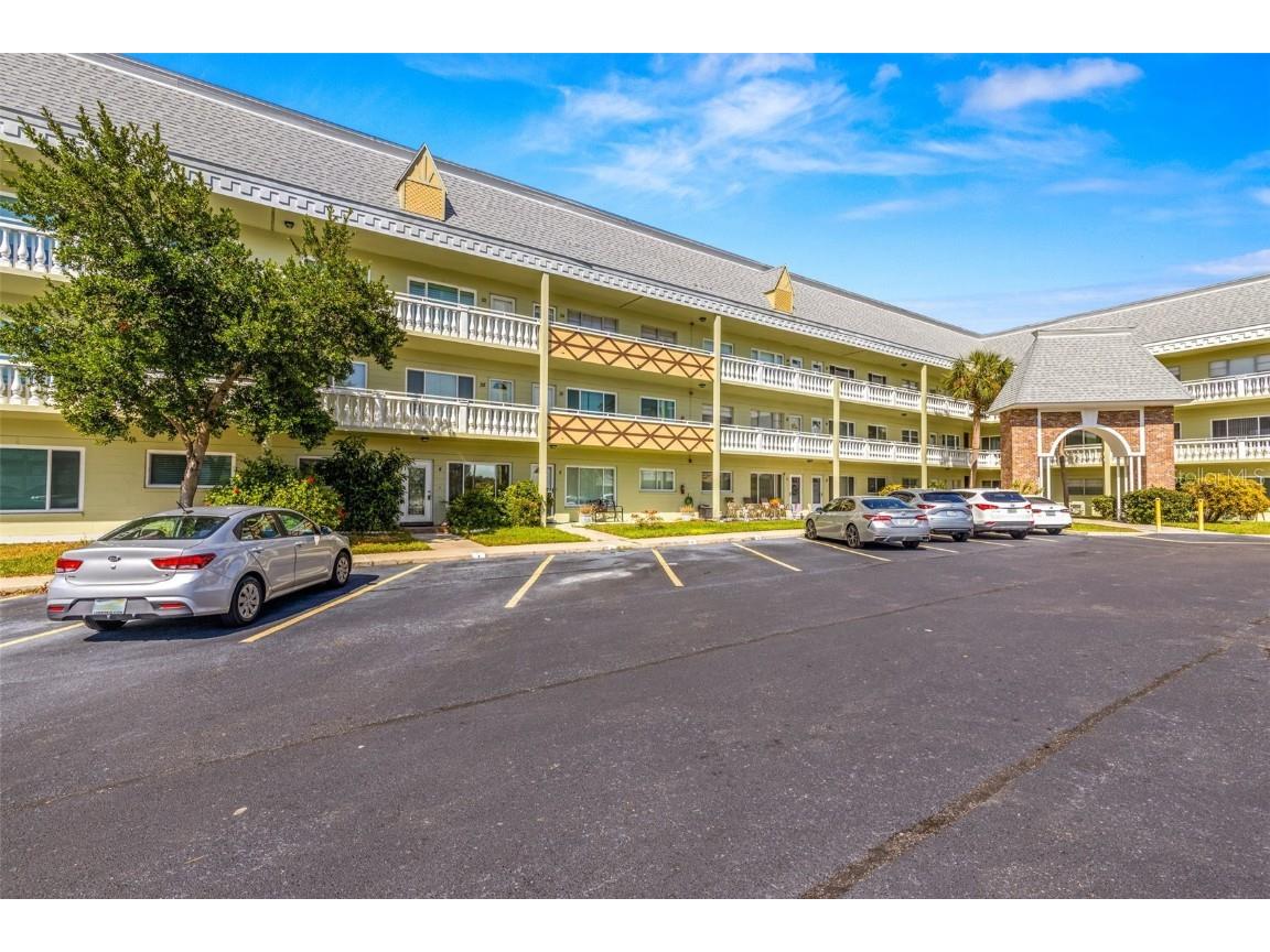 2460 Canadian Way #4 Clearwater FL 33763 TB8321943 image1