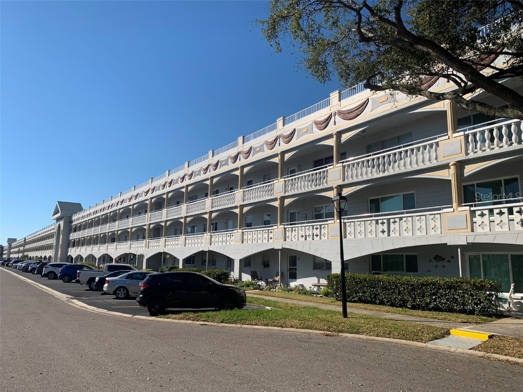 2460 Franciscan Drive #106 Clearwater FL 33763 U8190732 image1