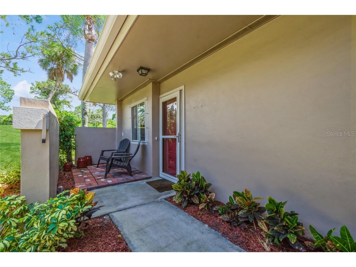 2460 Laurelwood Drive #A Clearwater FL 33763 U8213384 image1