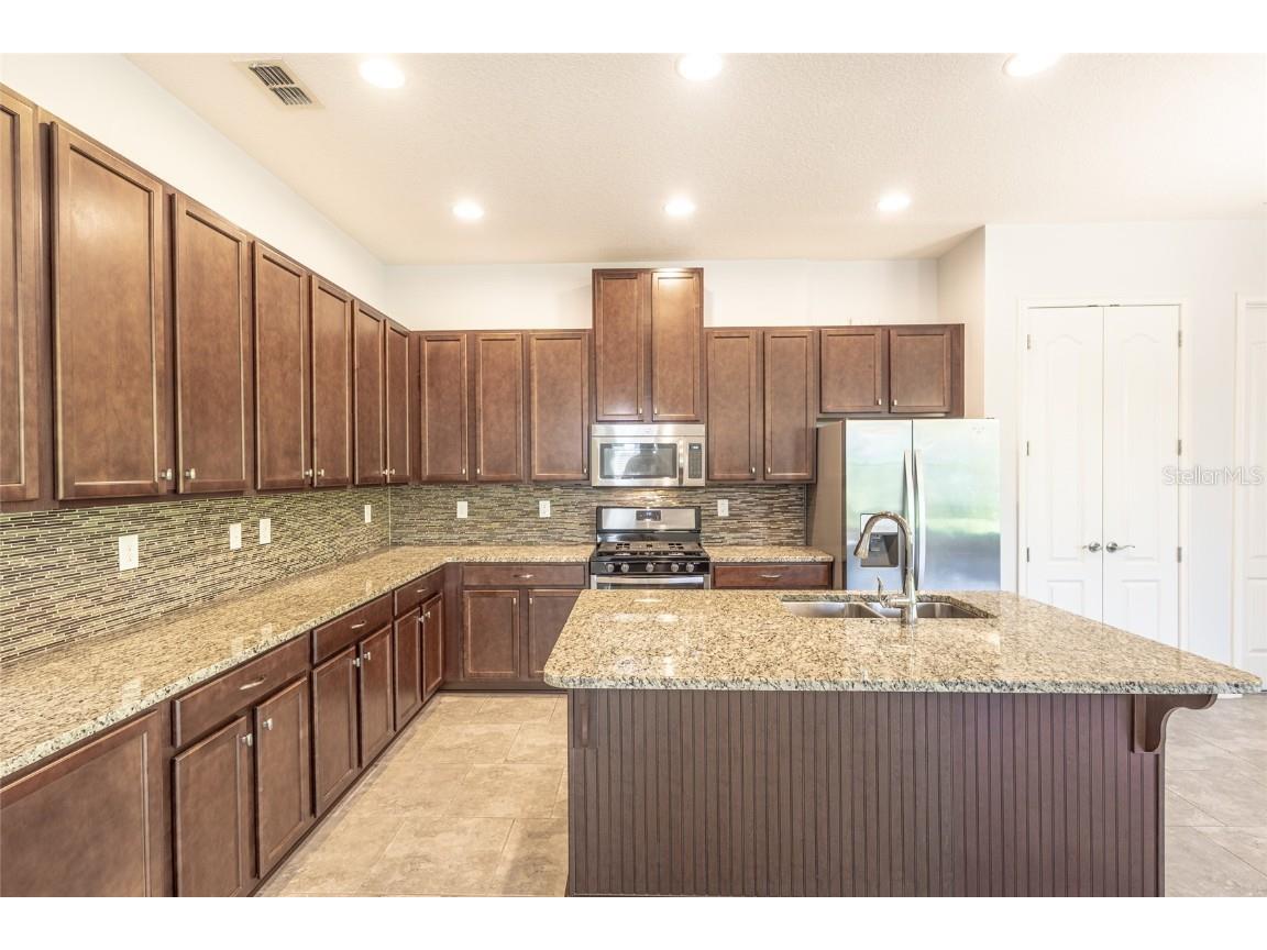 2460 Promenade Drive Saint Cloud FL 34772 O6355028 image17