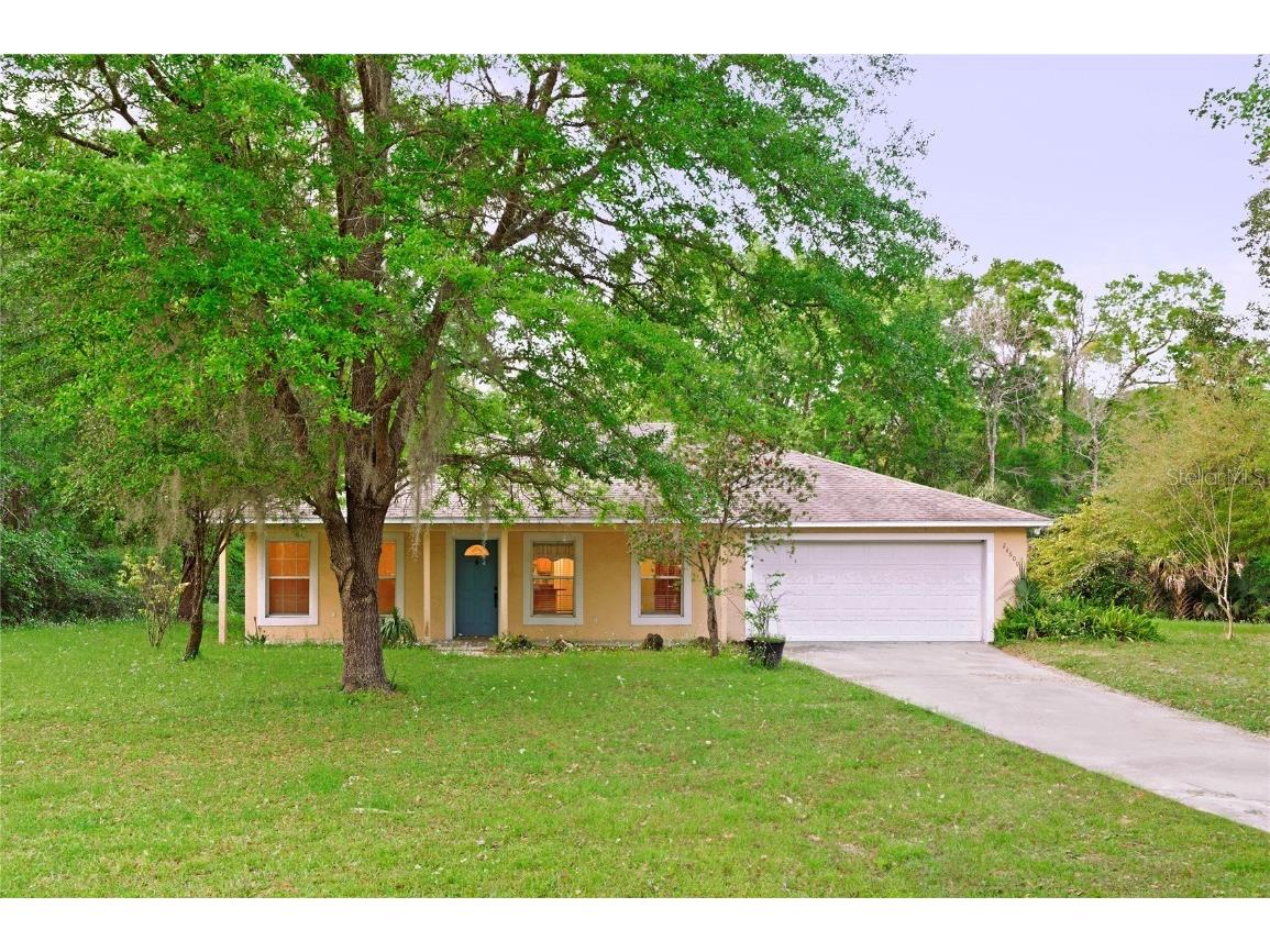 24609 W Loyd Street Astor FL 32102 V4935103 image1